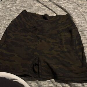 Alphalete cross shorts